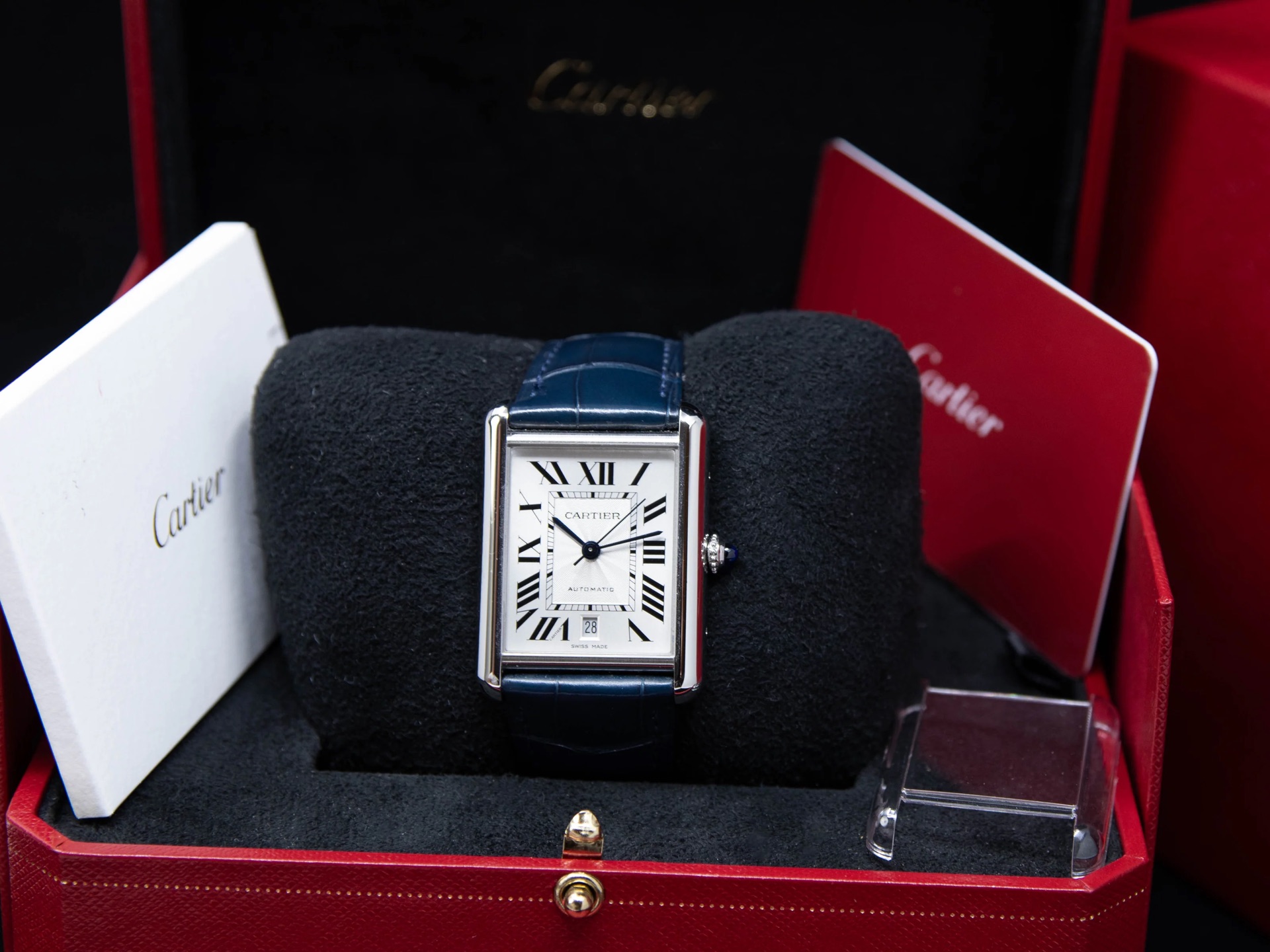 Cartier Tank full set avec boîte papiers et certificat — rachat montre luxe Paris